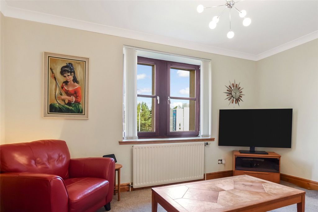 Property photo 3 of 21 Picture No. 04