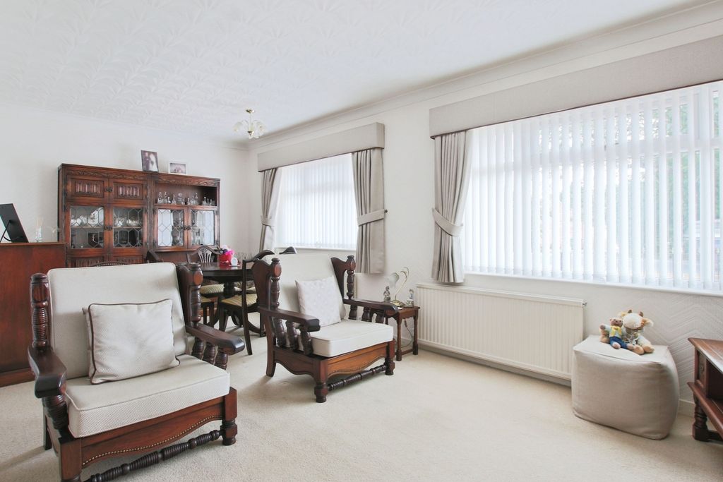 Property photo 3 of 16 4365366