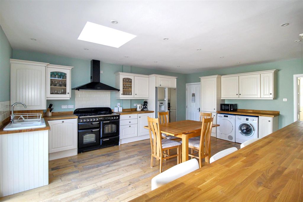 Property photo 2 of 25 Img_6439.Jpg