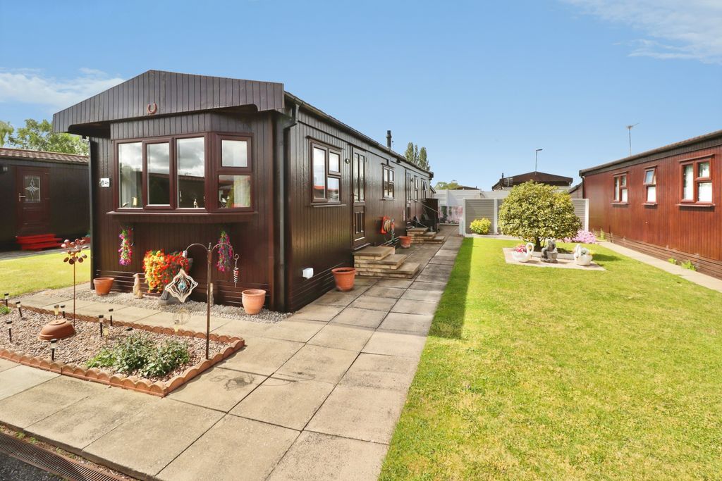Property photo 1 of 19 1d5186c0-1-4D71-A3F9-2D678B58332E-2231-00000092213