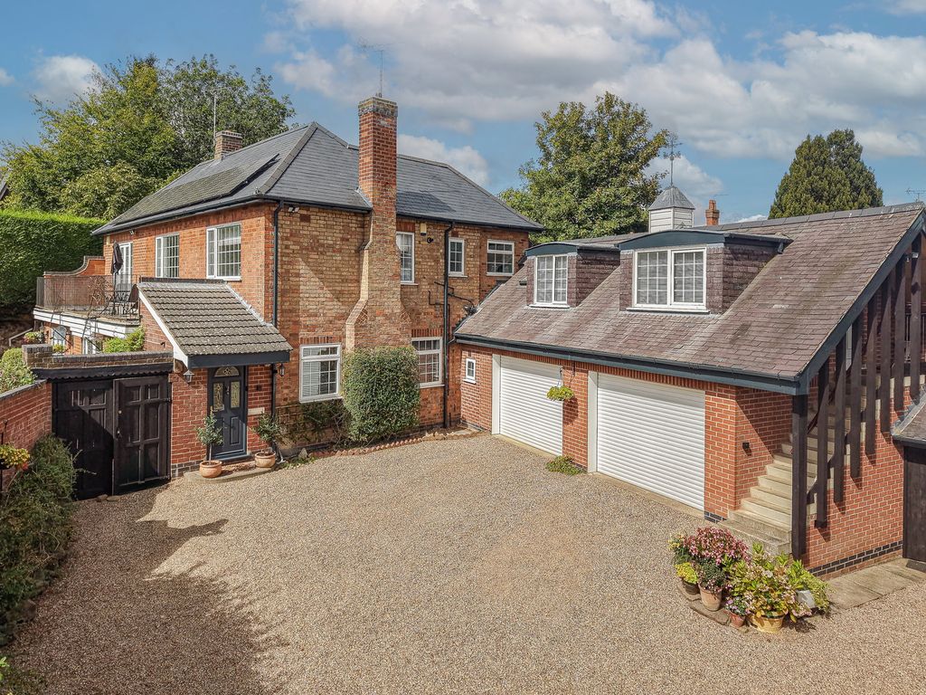 Property photo 1 of 37