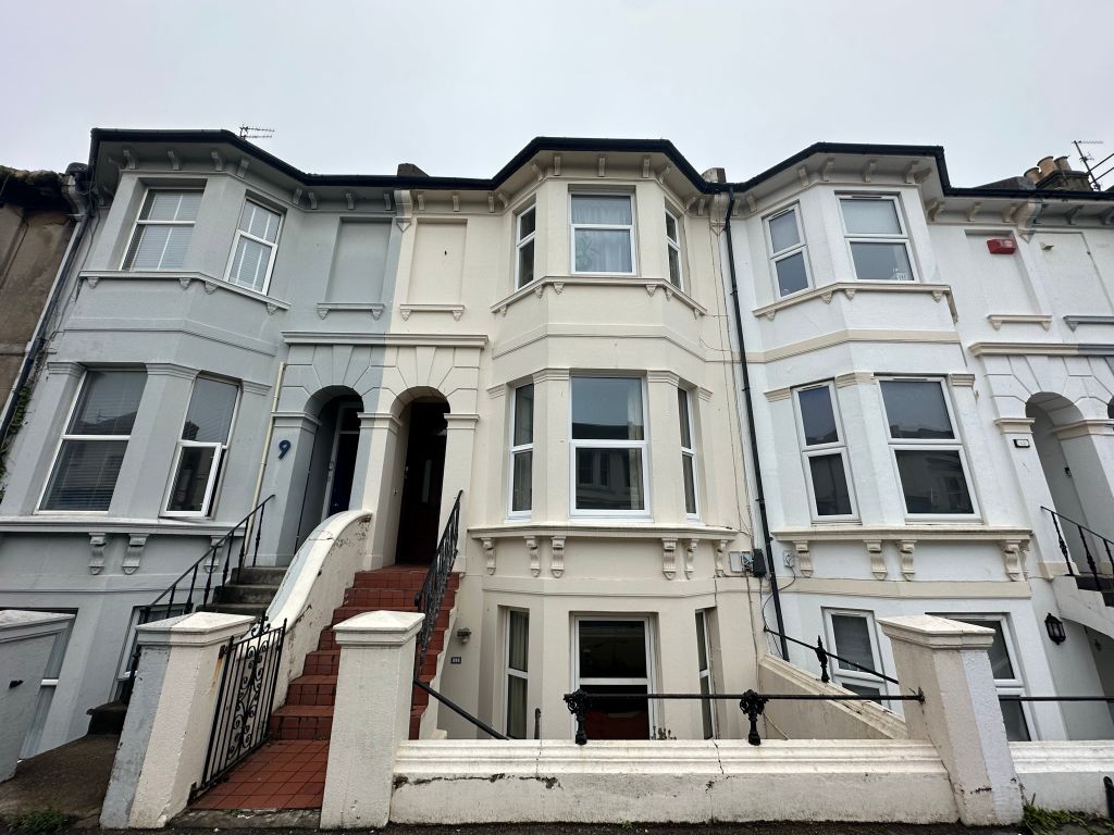 Property photo 1 of 5