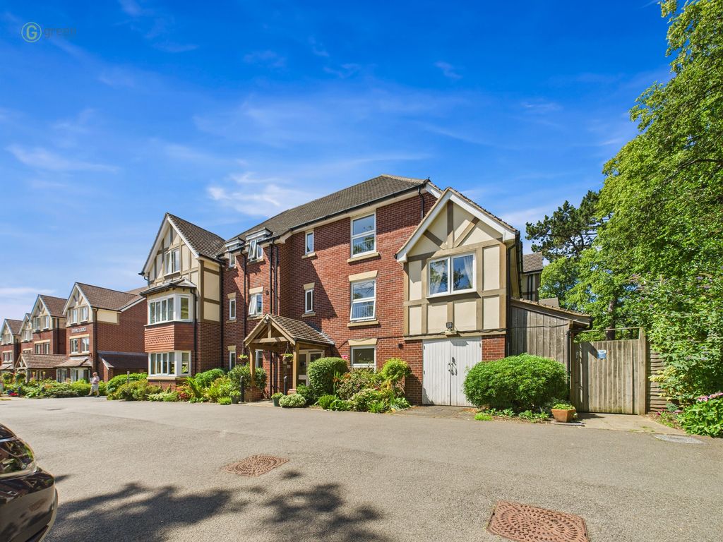Property photo 1 of 12