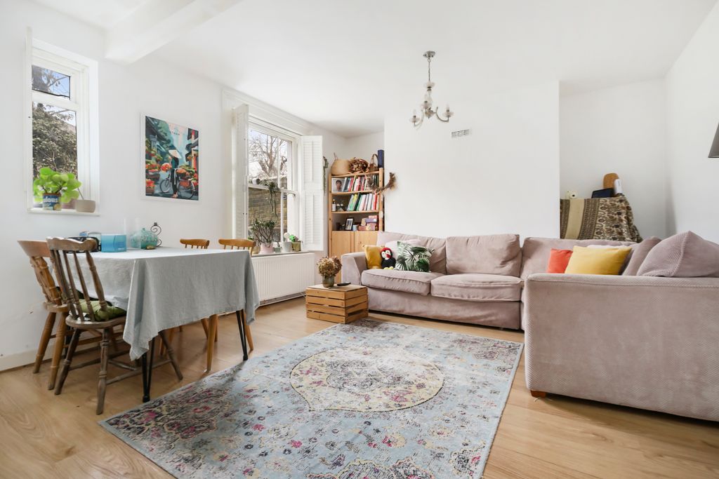 Property photo 2 of 11 Picture No. 03