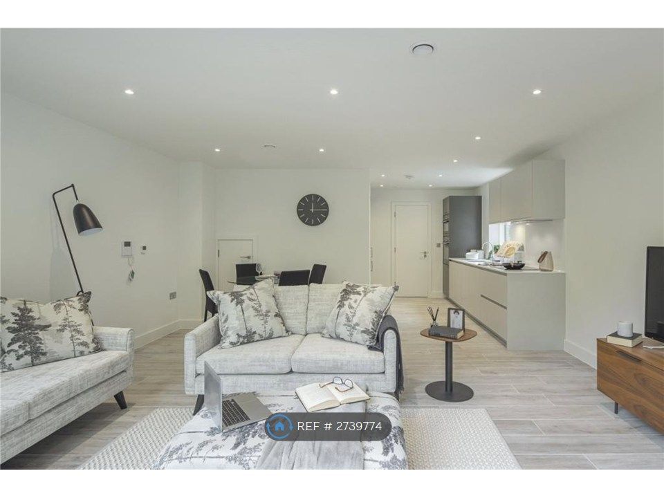 Property photo 3 of 7 Kitchen/Living/Diner