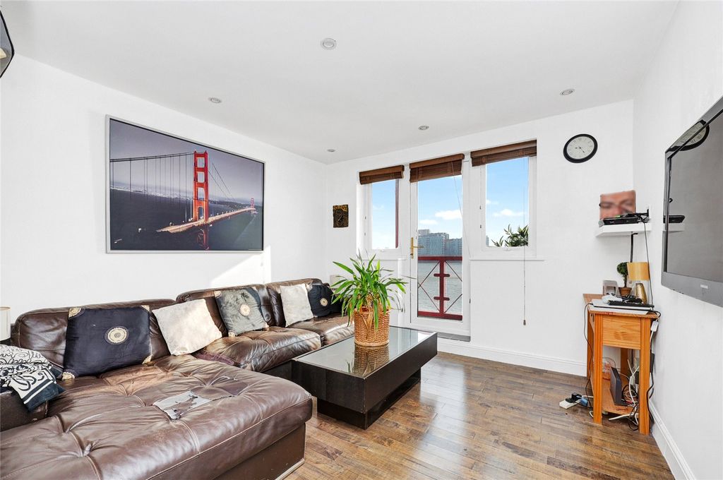 Property photo 3 of 22 Picture No. 07