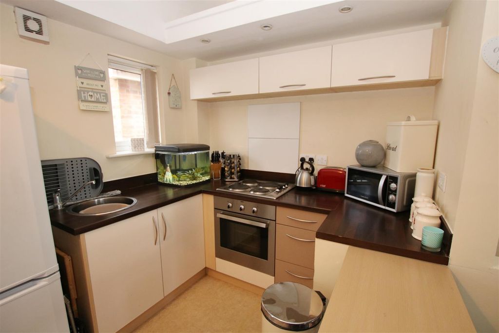 Property photo 2 of 6