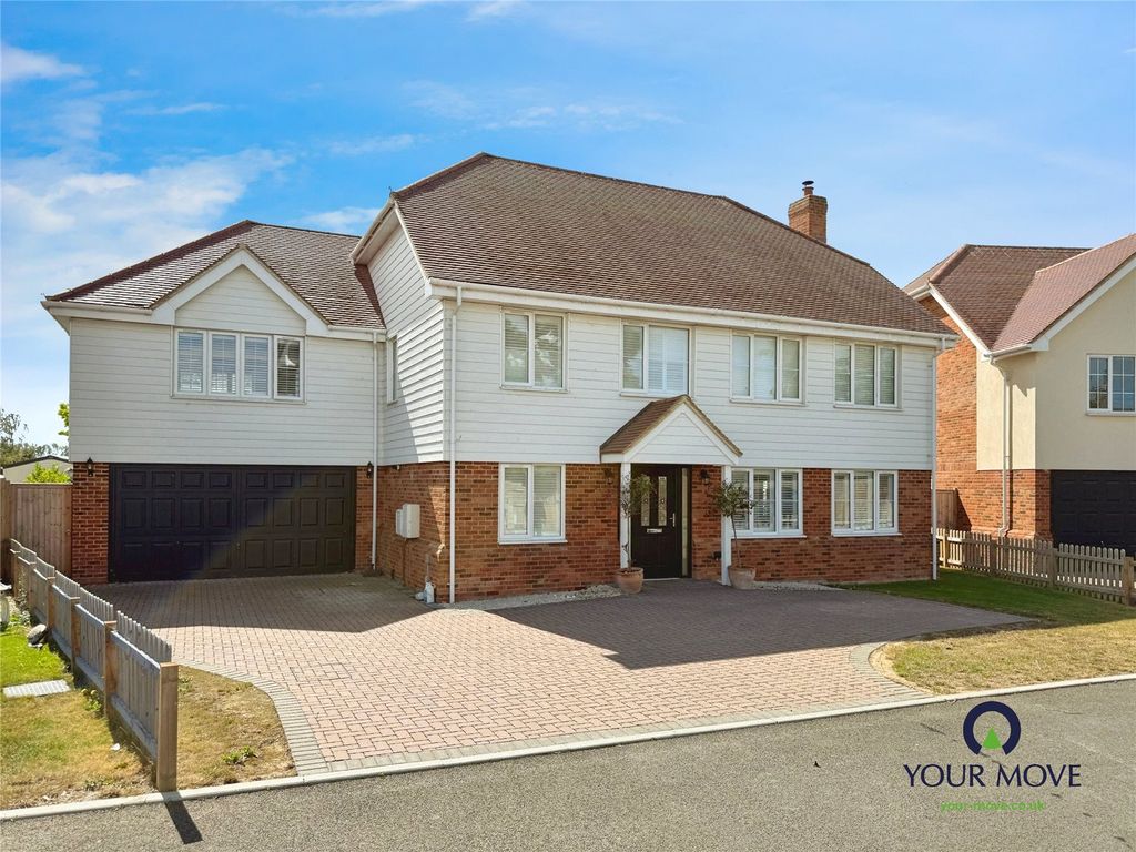 Property photo 1 of 19 External