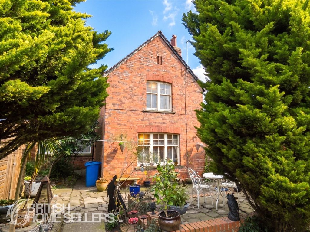 Property photo 2 of 19 Picture No. 06