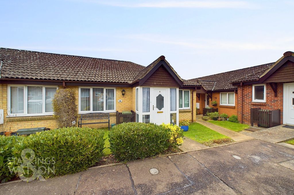 Property photo 2 of 18