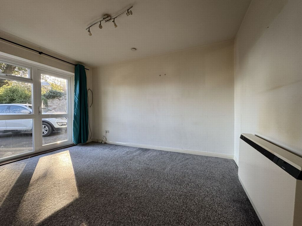 Property photo 3 of 6 Photo 3