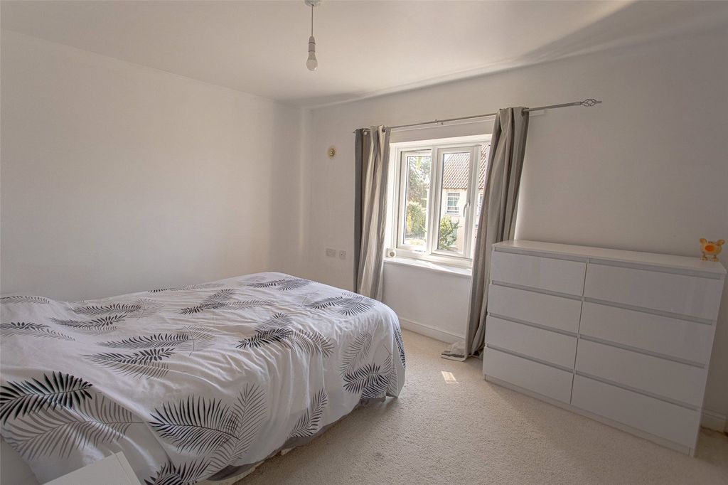Property photo 2 of 13 Picture No. 22