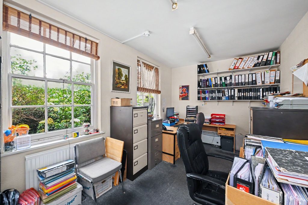 Property photo 3 of 21 5225283