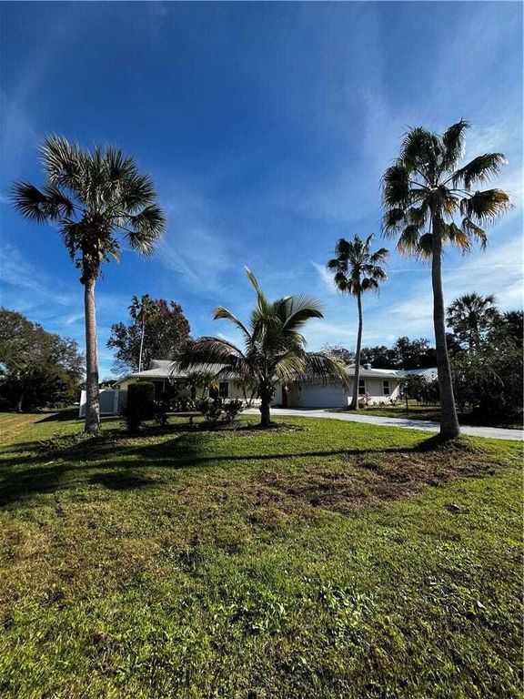 Property photo 1 of 27