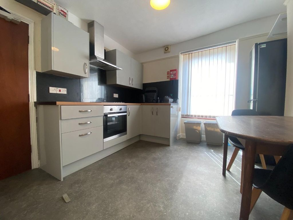 Property photo 2 of 12 Img_9318.Jpg