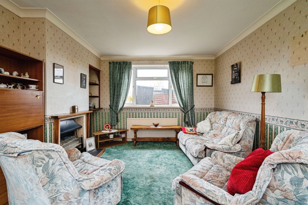 Property photo 2 of 16