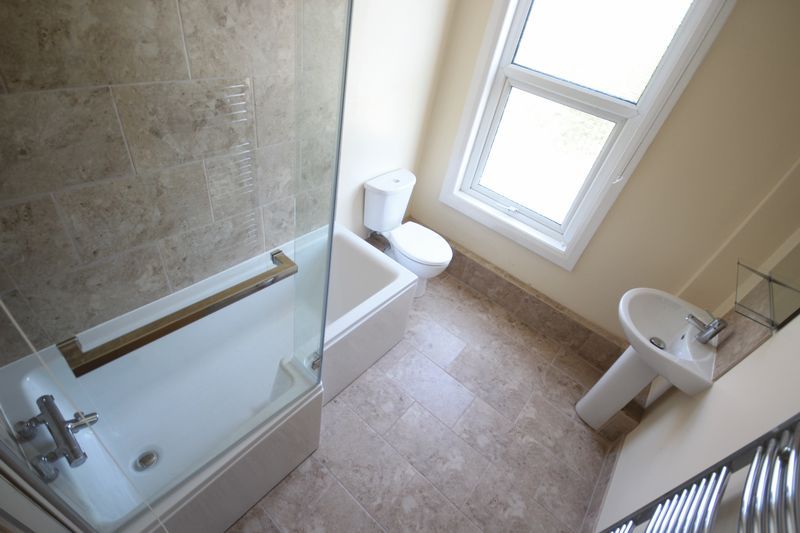 Property photo 3 of 13 9Stanmoreavenue(18).Jpg