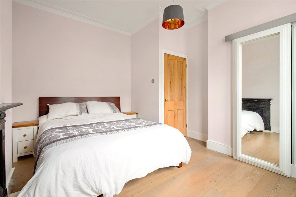 Property photo 2 of 12 Picture No. 03