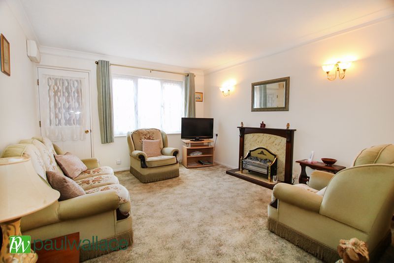 Property photo 2 of 10 Lounge