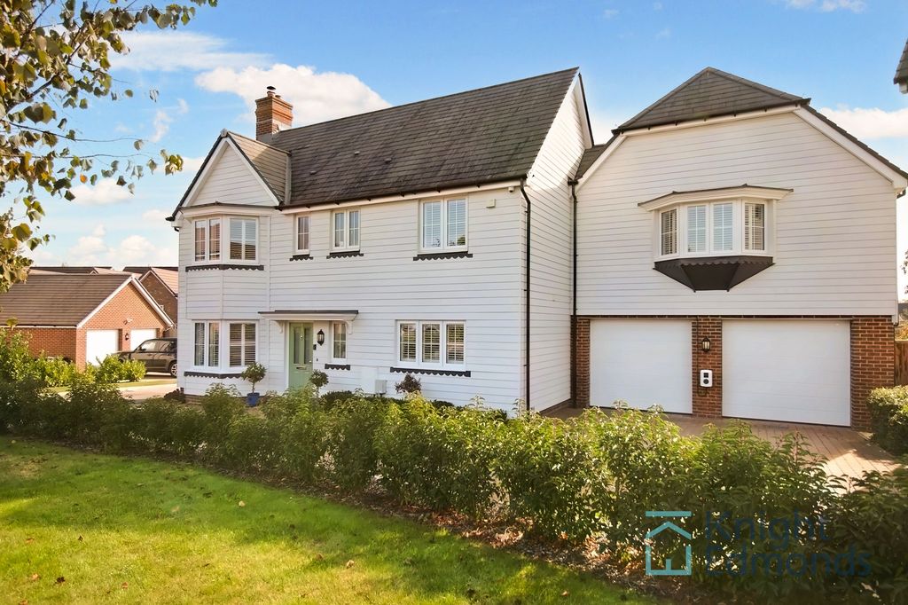 Property photo 1 of 30