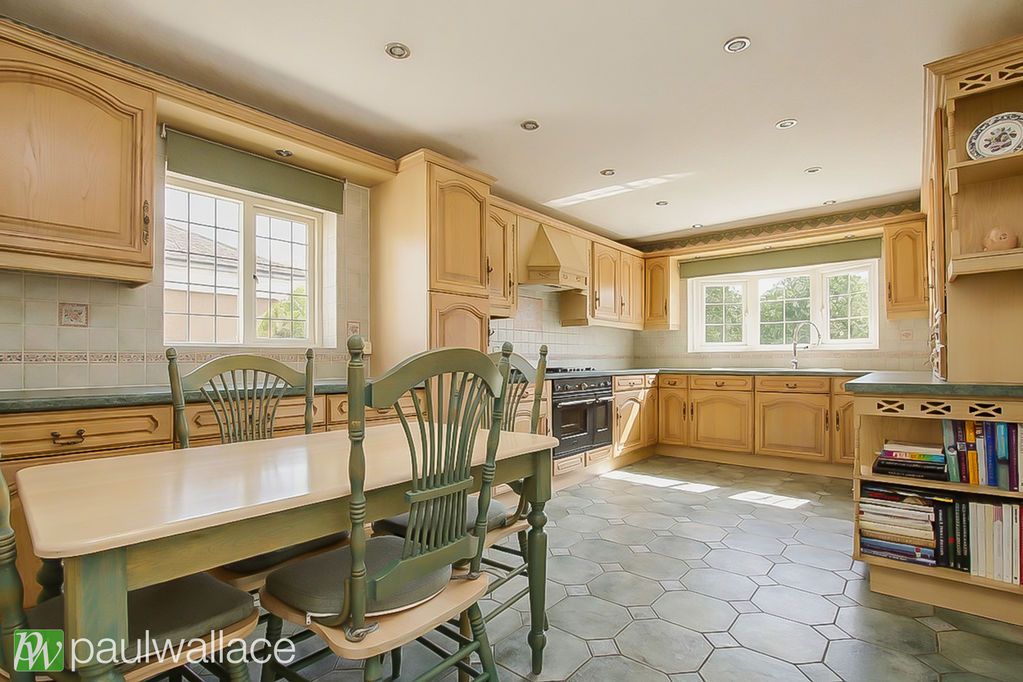 Property photo 3 of 26 Kitchen / Breakfast