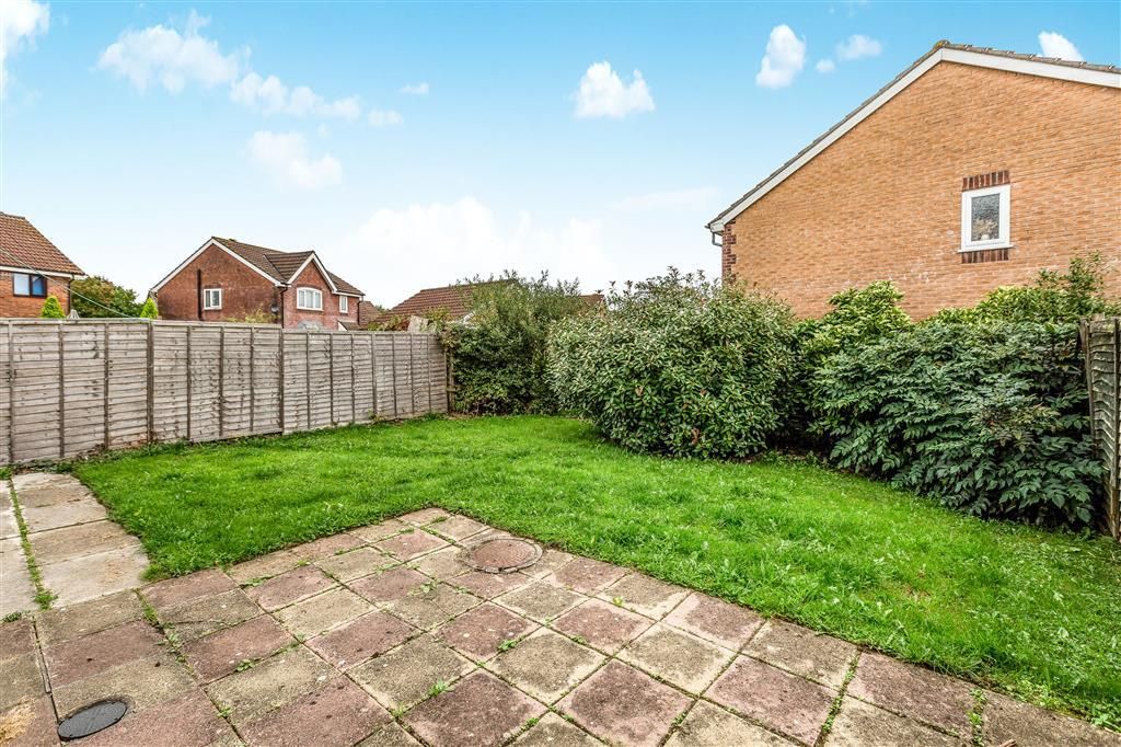 Property photo 1 of 9 Balcony