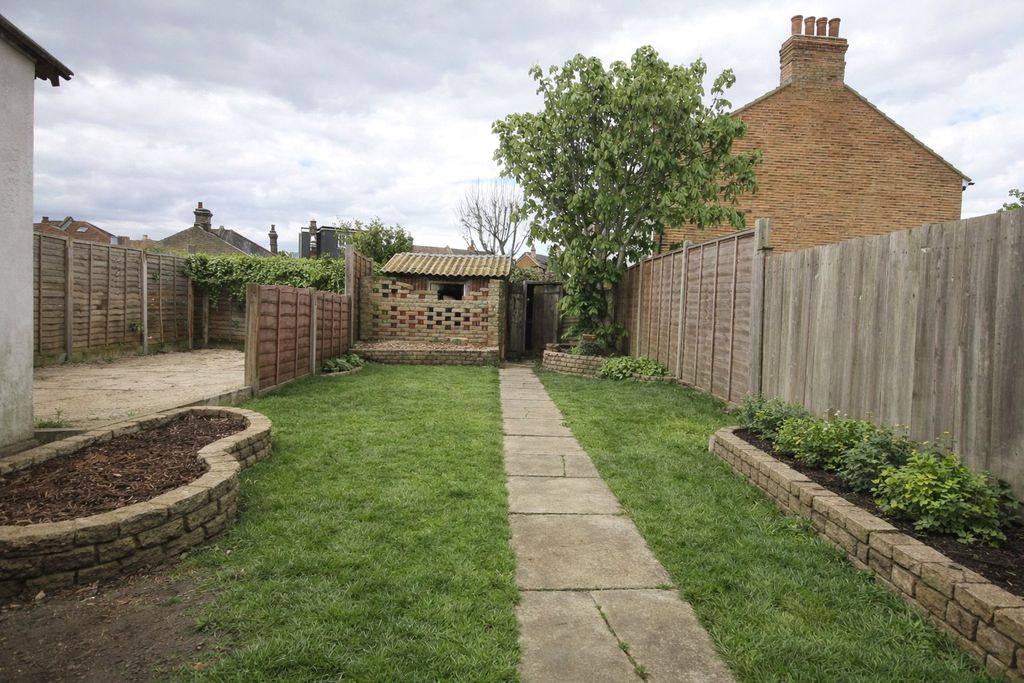 Property photo 3 of 5 Picture No. 09