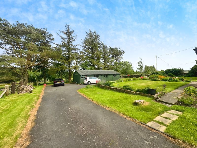 Property photo 3 of 19 Photo 7