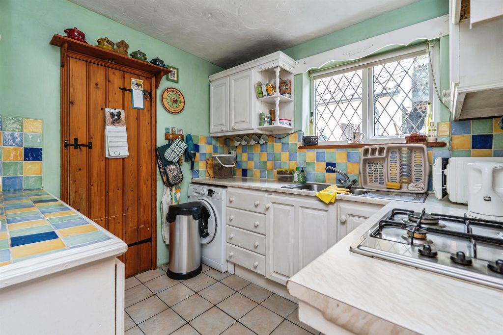 Property photo 3 of 17