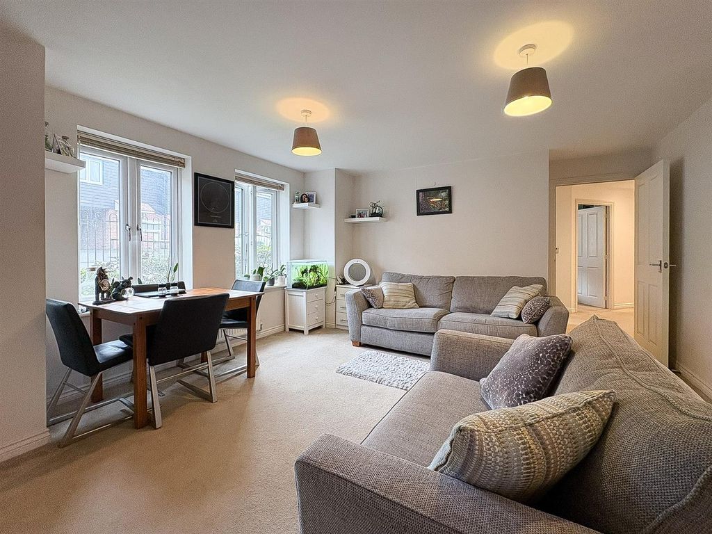 Property photo 3 of 11 Living Room-5.Jpg