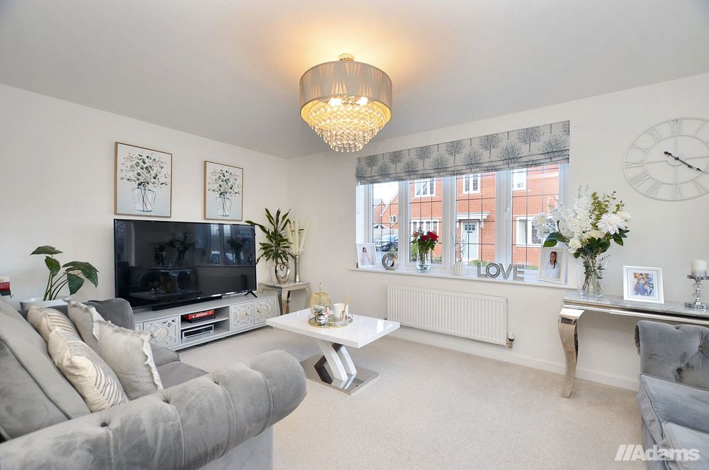 Property photo 2 of 18