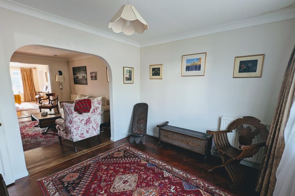 Property photo 2 of 20 Front Reception 1