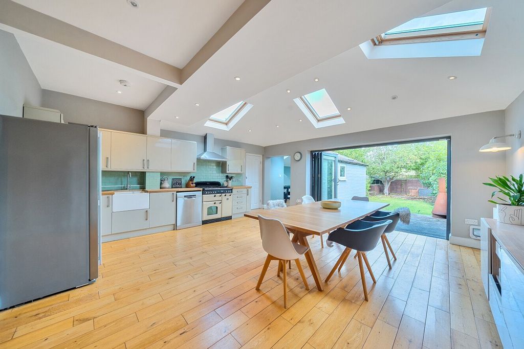 Property photo 2 of 11 Picture No. 07