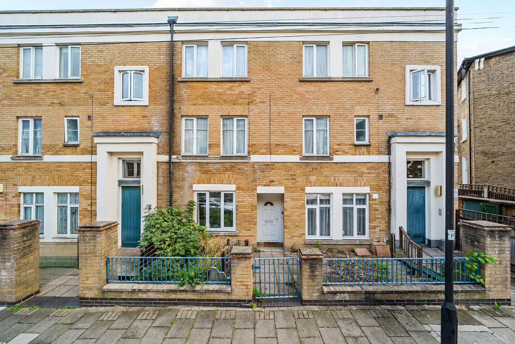 Property photo 1 of 24 1528975-1-1A120F3...
