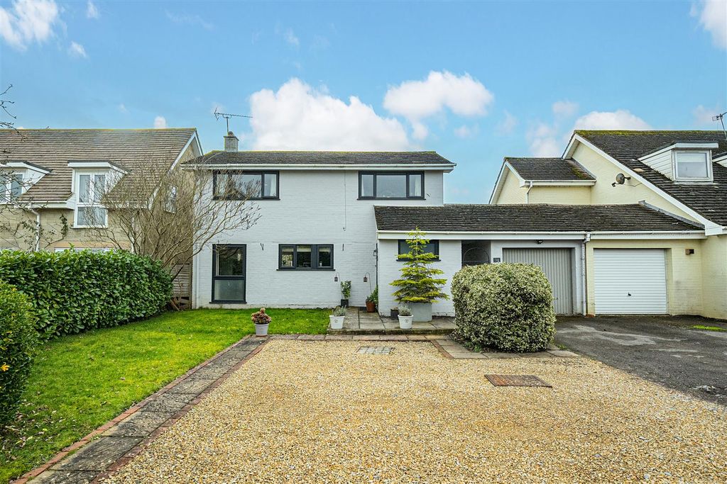 Property photo 1 of 21 1403762-2-69982c3F66cd0-Arw-1.Jpg