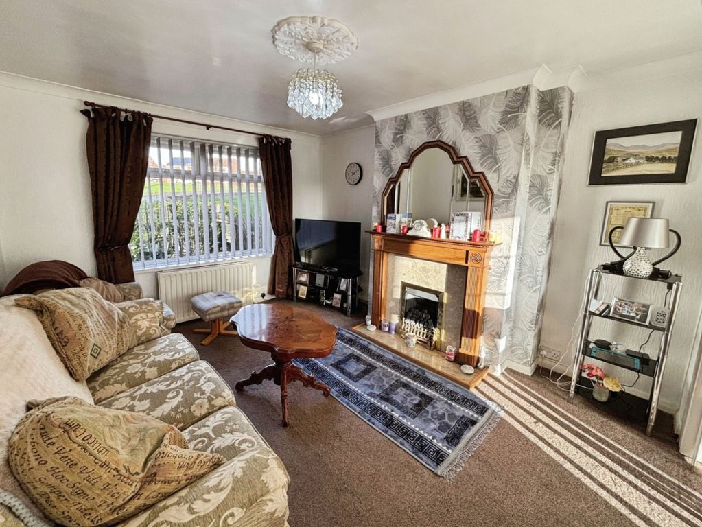 Property photo 2 of 15 Pbox-Img.Jpeg