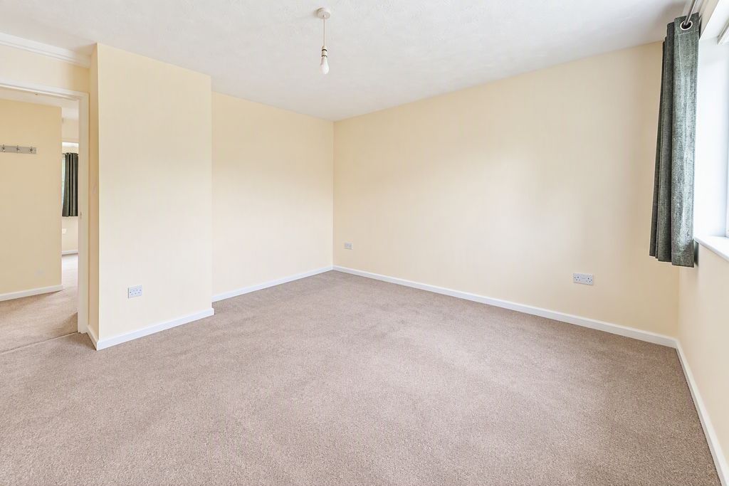 Property photo 3 of 6