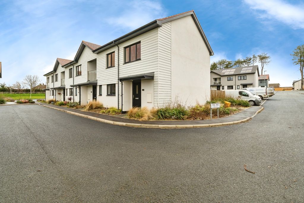 Property photo 1 of 14 Pbox-Img.Jpg