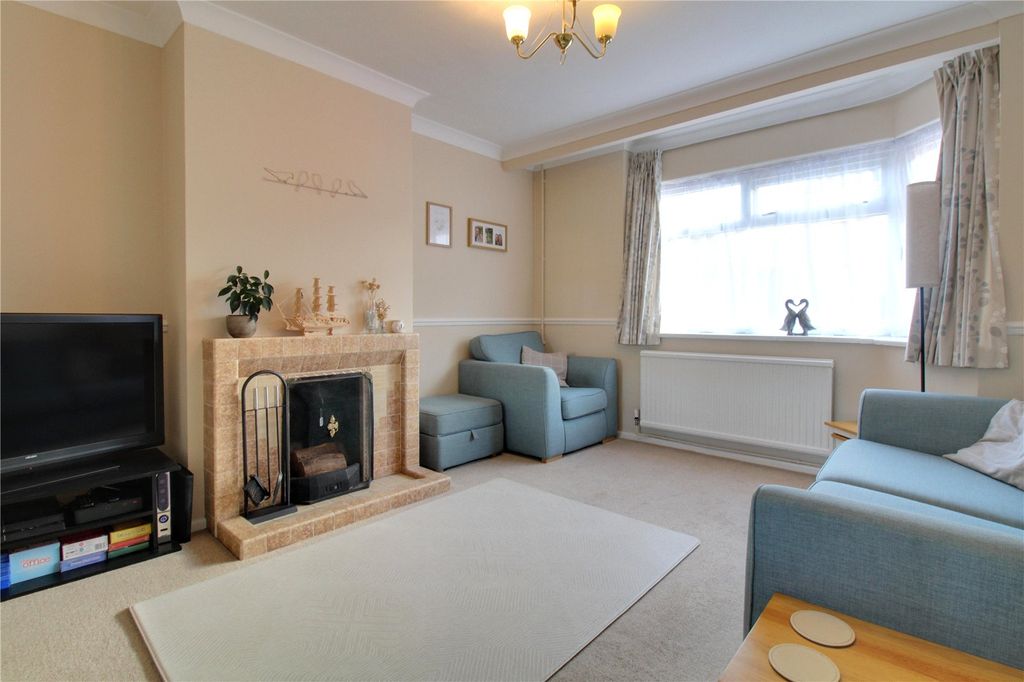 Property photo 2 of 21 Picture No. 14