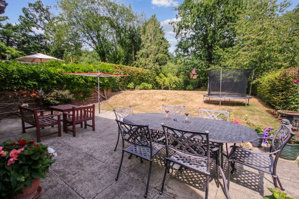 Property photo 2 of 18