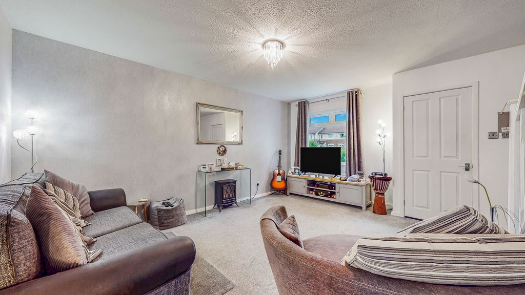 Property photo 2 of 30 11-Print-45 Celtic Street_21