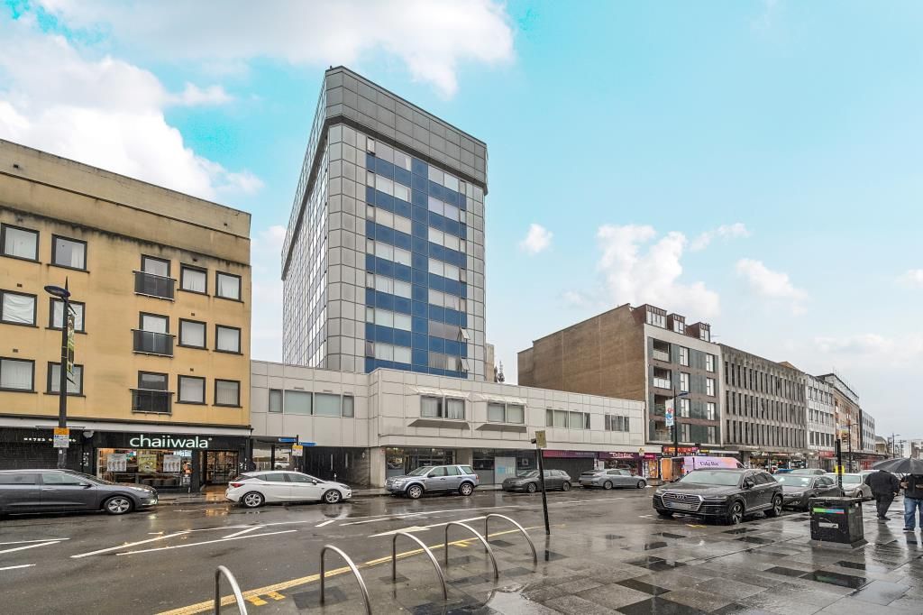 Property photo 1 of 16 External View