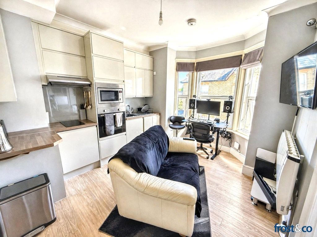 Property photo 2 of 6 Kitchen/Living Room