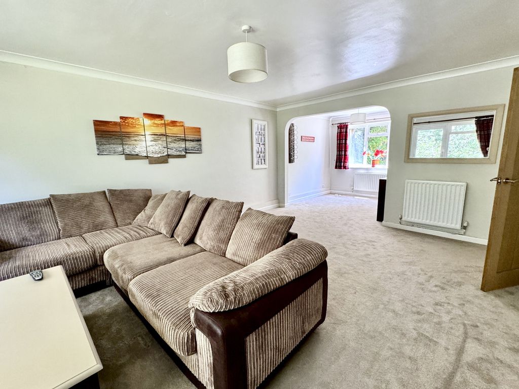 Property photo 3 of 22