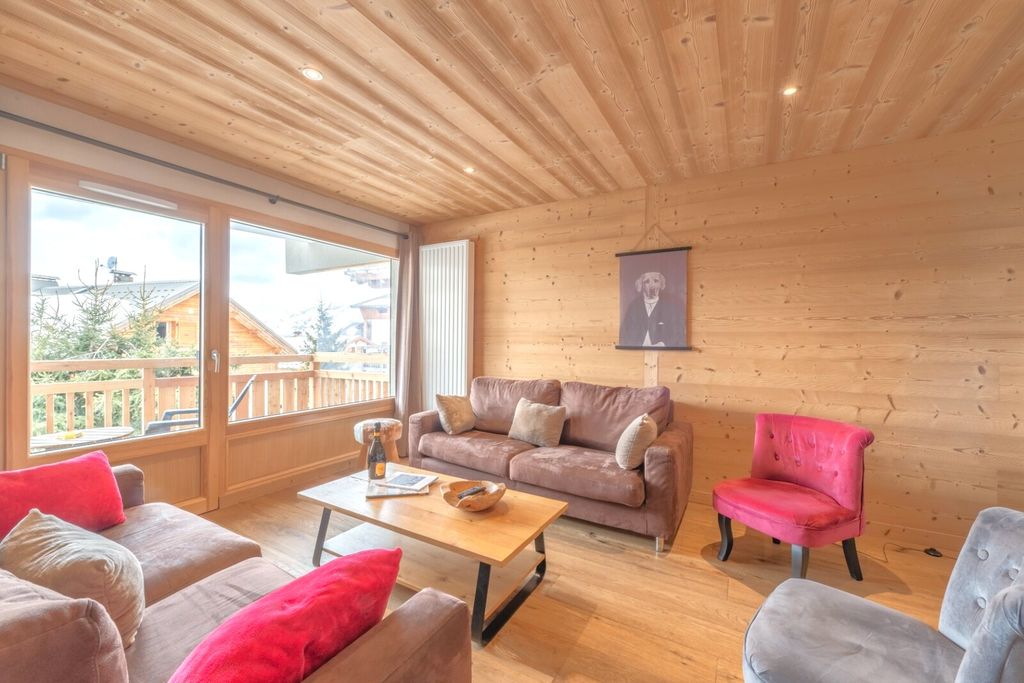 Property photo 1 of 11 Interior Of Apartmen