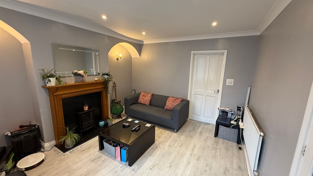 Property photo 3 of 26