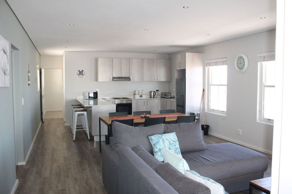 Property photo 2 of 37 La1691232