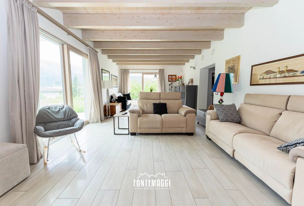 Property photo 2 of 30 <Alttext/>