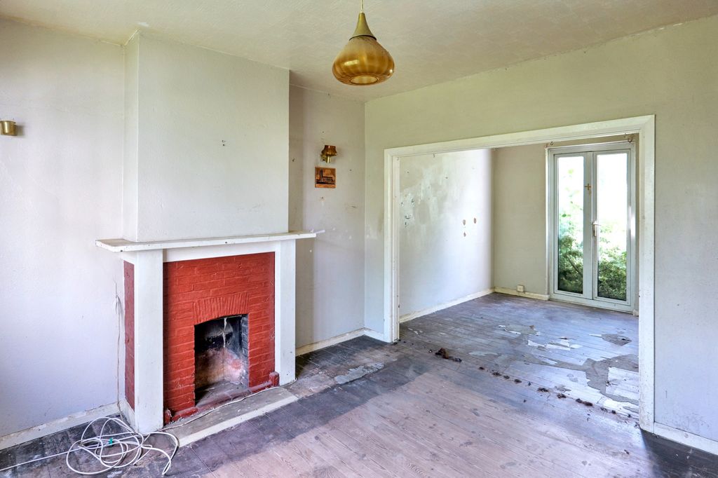 Property photo 2 of 13 22 West View Drive, Yapton, Arundel, Bn18 0Jr