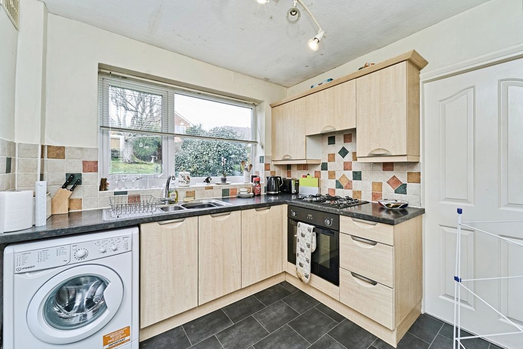 Property photo 3 of 20 Pbox-Img.Jpg